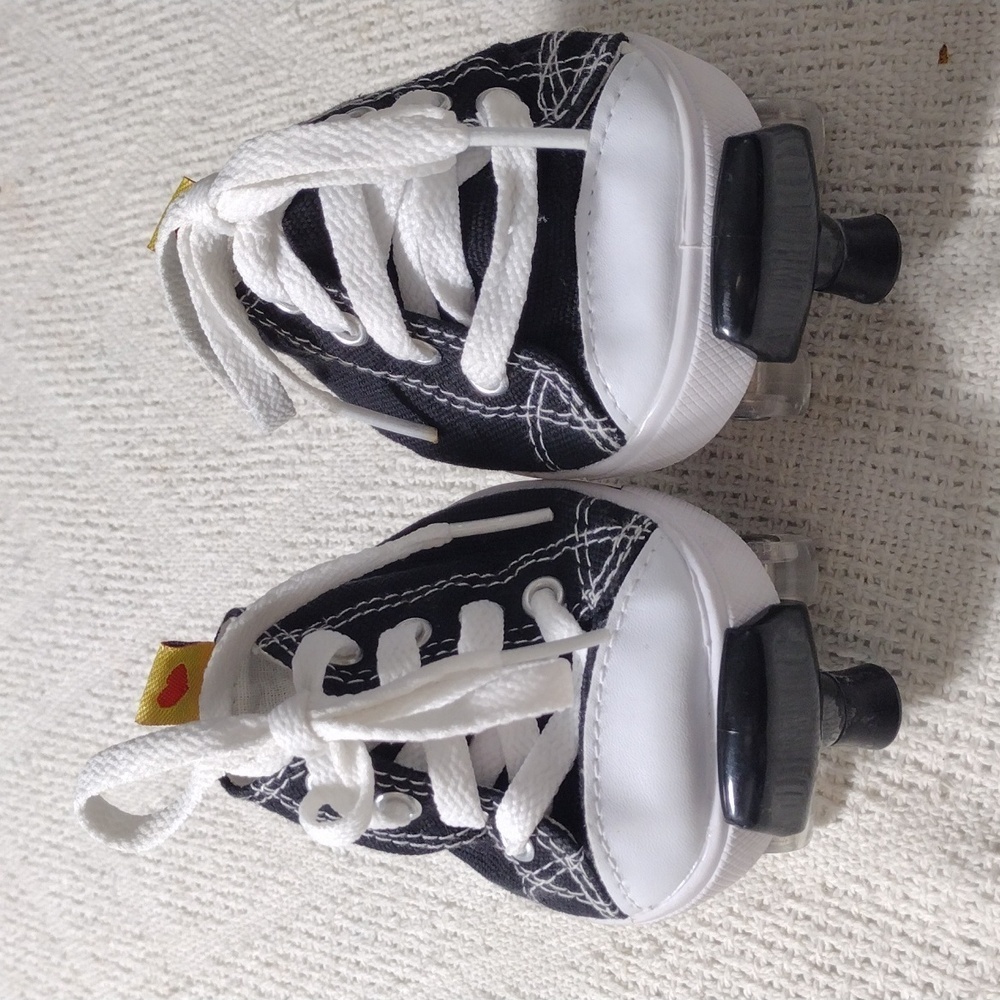 Build a Bear BABW Converse Like High Top Shoes Sneakers Adjustable Roller Skates